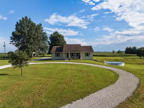 Exterior - 1790 County Road 1815, Cairo, MO 65239 photo 9 of 11