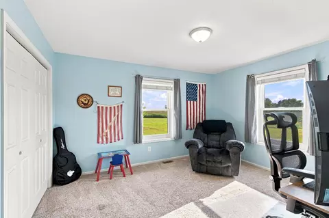 Bedroom - 1790 County Road 1815, Cairo, MO 65239 photo 2 of 6