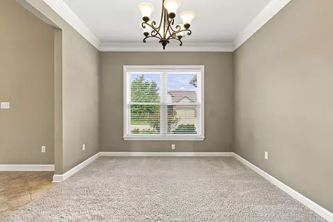 Living - 3908 Eagle View Ct, Columbia, MO 65203 photo 6 of 6