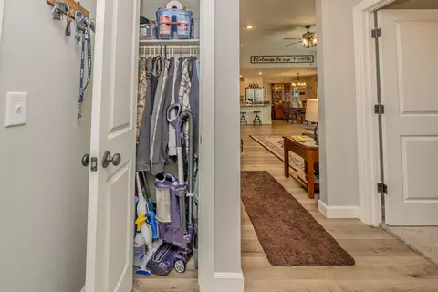 Entry Way - 2675 E Highway Cc, Sturgeon, MO 65284 photo 5 of 5
