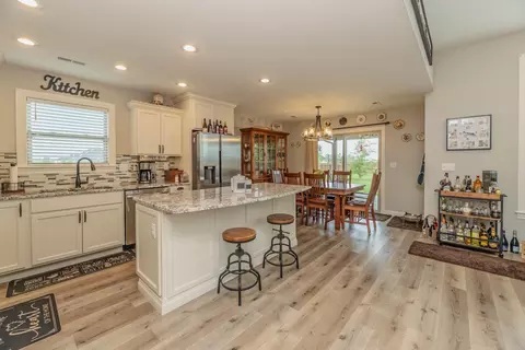 Kitchen - 2675 E Highway Cc, Sturgeon, MO 65284 photo 2 of 8