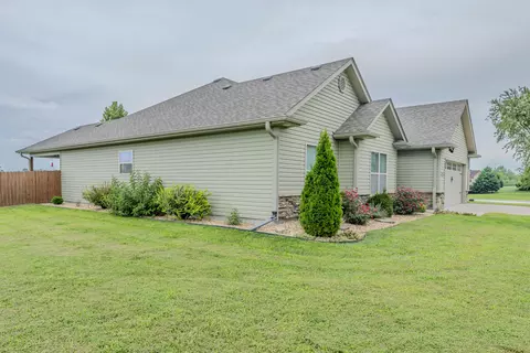 Exterior - 2675 E Highway Cc, Sturgeon, MO 65284 photo 10 of 19