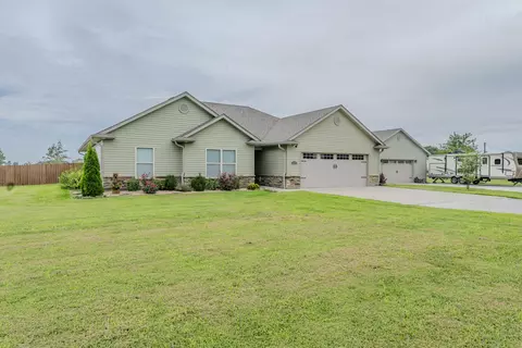 Exterior - 2675 E Highway Cc, Sturgeon, MO 65284 photo 1 of 19