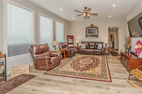 Living - 2675 E Highway Cc, Sturgeon, MO 65284 photo 1 of 1