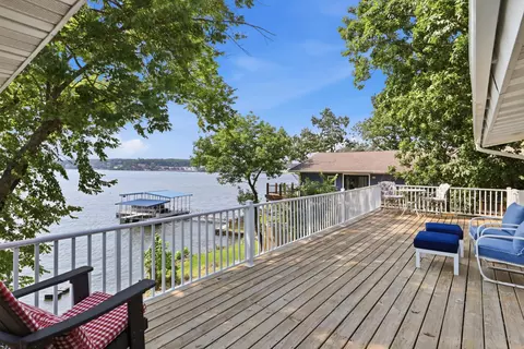 209 Cameo Pt, Sunrise Beach, MO 65079