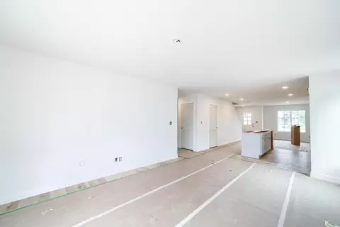 Living - 2672 Frazier, Columbia, MO 65202 photo 1 of 2