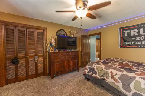 Bedroom - 605 S Broadway St, Salisbury, MO 65281 photo 3 of 8