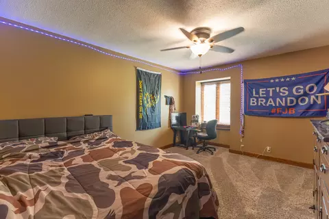 Bedroom - 605 S Broadway St, Salisbury, MO 65281 photo 2 of 8