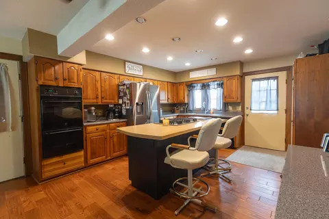 Kitchen - 605 S Broadway St, Salisbury, MO 65281 photo 2 of 3