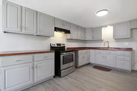 Kitchen - 308 N Ruby St, Sturgeon, MO 65284 photo 4 of 7