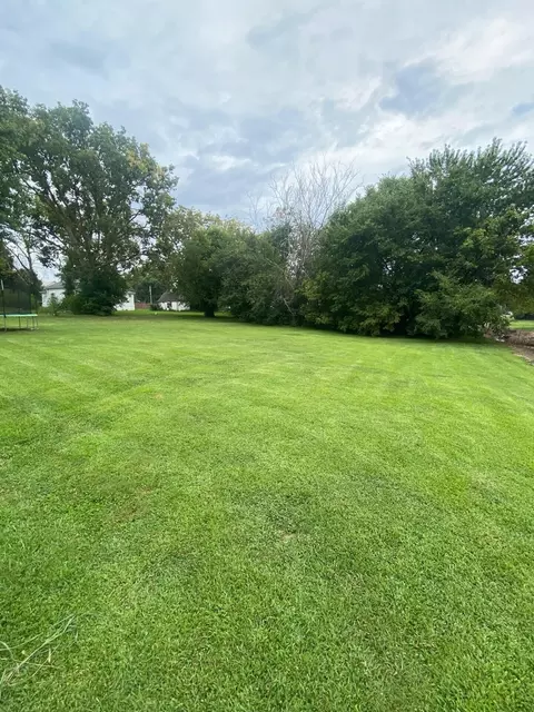 Exterior - 308 N Ruby St, Sturgeon, MO 65284 photo 4 of 10