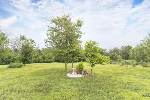 Exterior - 1362 Highway Cc, Cairo, MO 65239 photo 9 of 12