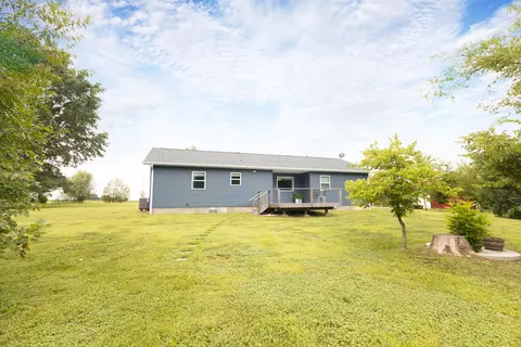 Exterior - 1362 Highway Cc, Cairo, MO 65239 photo 7 of 12