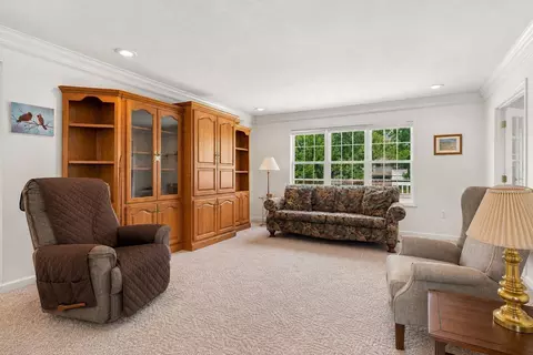 Living - 1924 Lakeview Dr, Fulton, MO 65251 photo 1 of 2