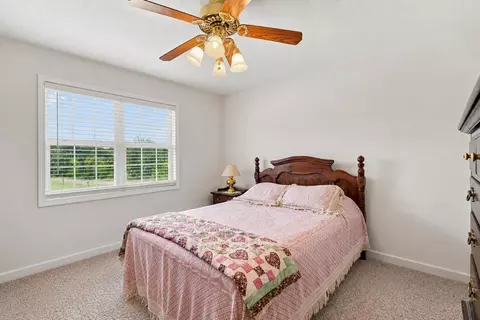 Bedroom - 1924 Lakeview Dr, Fulton, MO 65251 photo 1 of 5