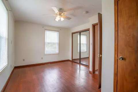Bedroom - 320 Wisdom St, Moberly, MO 65270 photo 1 of 6