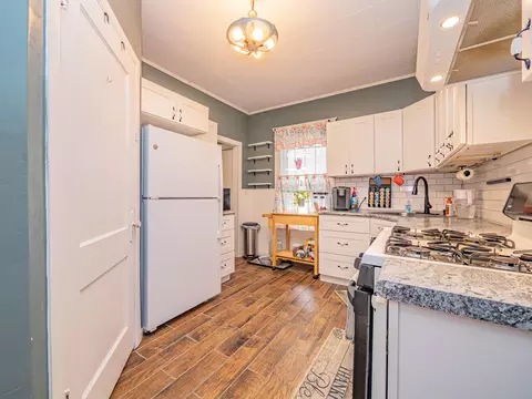 Kitchen - 420 E Logan St, Moberly, MO 65270 photo 1 of 2