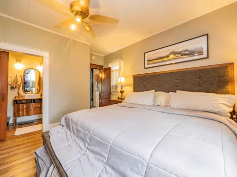 Bedroom - 420 E Logan St, Moberly, MO 65270 photo 2 of 4