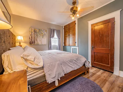 Bedroom - 420 E Logan St, Moberly, MO 65270 photo 1 of 4
