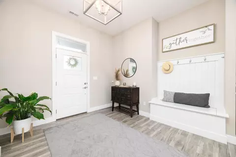 Entry Way - 6540 Gateway Arch Way, Ashland, MO 65010 photo 1 of 1