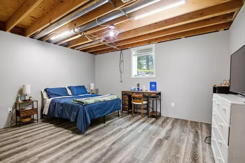 Bedroom - 18541 Highway Ff, Mexico, MO 65265 photo 7 of 10