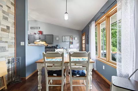 Dining - 18541 Highway Ff, Mexico, MO 65265 photo 2 of 3