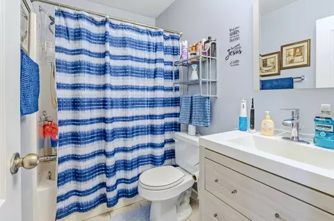 Bath - 5108 Opal Dr, Columbia, MO 65202 photo 2 of 2