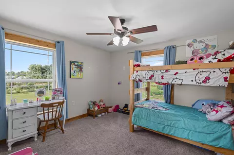 Bedroom - 3770 Ee G Rd, Sturgeon, MO 65284 photo 5 of 6