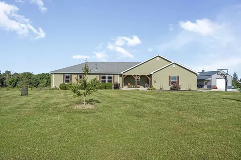 Exterior - 3770 Ee G Rd, Sturgeon, MO 65284 photo 1 of 17