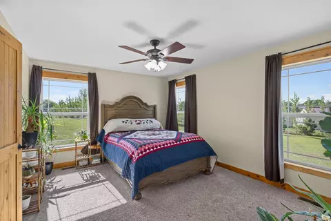 Bedroom - 3770 Ee G Rd, Sturgeon, MO 65284 photo 1 of 6