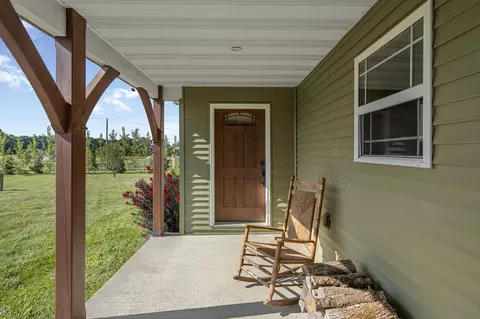 Exterior - 3770 Ee G Rd, Sturgeon, MO 65284 photo 3 of 17