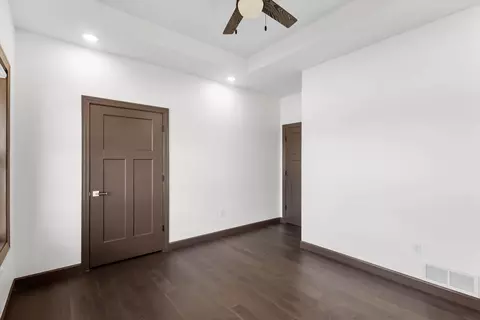 Bedroom - 2153 Moonflower Dr, Holts Summit, MO 65043 photo 5 of 7