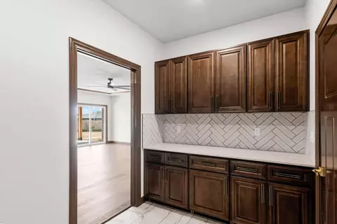 Entry Way - 2153 Moonflower Dr, Holts Summit, MO 65043 photo 2 of 2