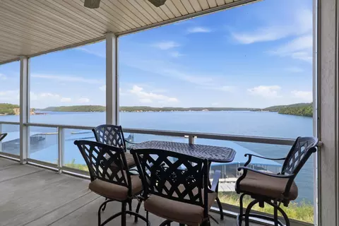 100 Trinity Pointe Dr #2L, Camdenton, MO 65020