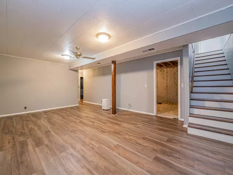 Living - 101 Lakeview Dr, Glasgow, MO 65254 photo 5 of 5