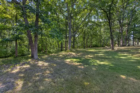 Exterior - 3900 E Graybill Rd, Sturgeon, MO 65284 photo 8 of 11