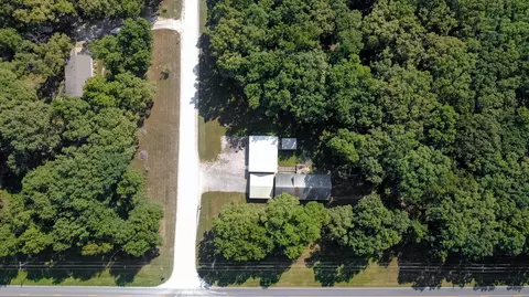 View/Area - 3900 E Graybill Rd, Sturgeon, MO 65284 photo 1 of 5