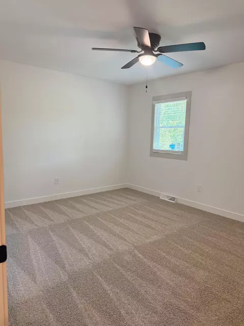 Bedroom - 1806 Rose Dr, Columbia, MO 65202 photo 4 of 6