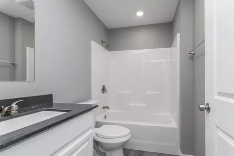 Bath - 524 W Maple St, Mexico, MO 65265 photo 5 of 5