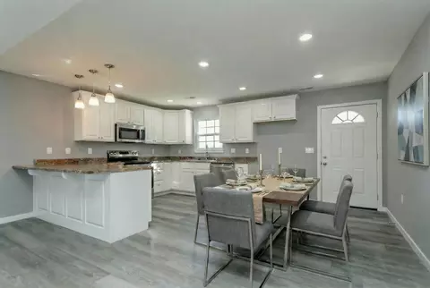 Other - 524 W Maple St, Mexico, MO 65265 photo 2 of 8
