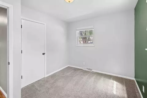 Bedroom - 528 E Winter St, Columbia, MO 65202 photo 1 of 6