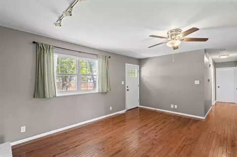 Living - 528 E Winter St, Columbia, MO 65202 photo 5 of 6