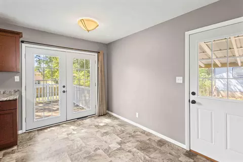 Entry Way - 528 E Winter St, Columbia, MO 65202 photo 1 of 1