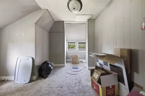 Bedroom - 103 E Stone St, Sturgeon, MO 65284 photo 3 of 6