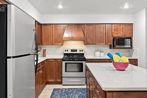 Kitchen - 2606 Summit Rd, Columbia, MO 65203 photo 4 of 5
