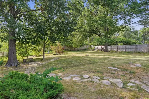 Exterior - 2606 Summit Rd, Columbia, MO 65203 photo 10 of 14