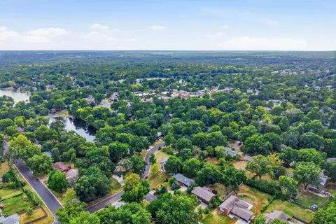 View/Area - 2606 Summit Rd, Columbia, MO 65203 photo 6 of 9