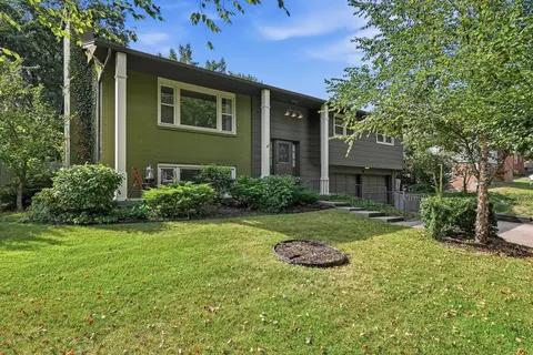 2606 Summit Rd, Columbia, MO 65203