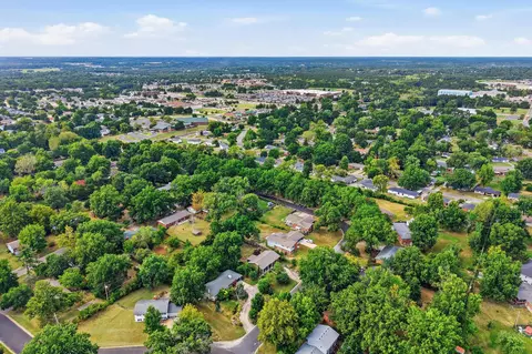 View/Area - 2606 Summit Rd, Columbia, MO 65203 photo 9 of 9