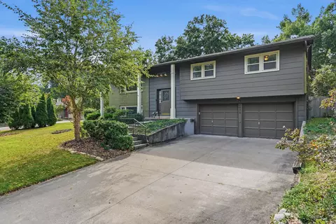 2606 Summit Rd, Columbia, MO 65203